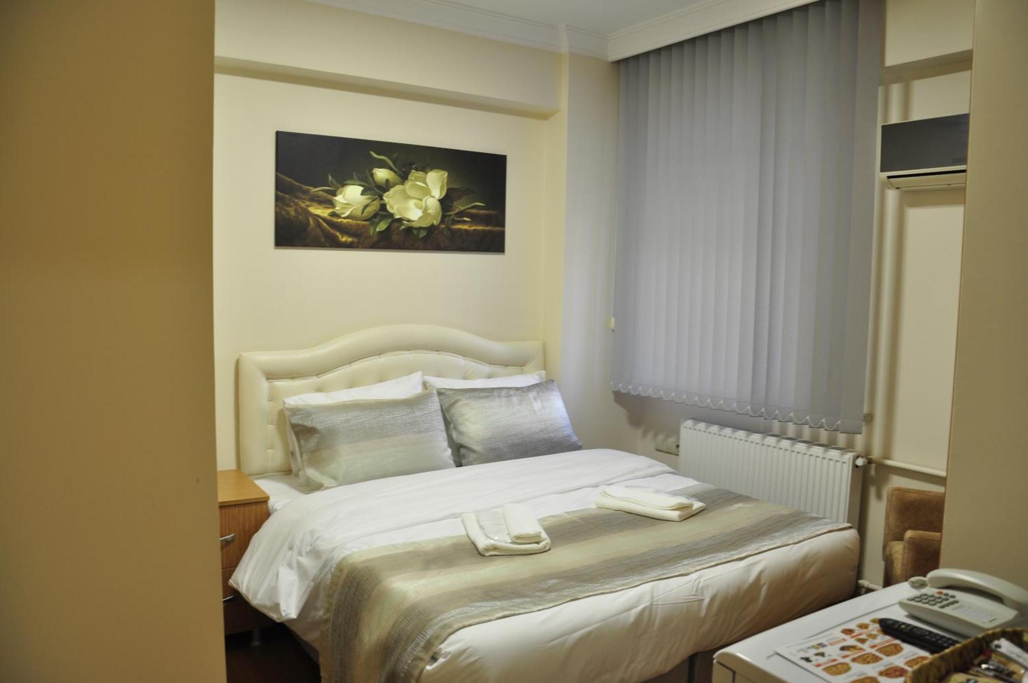 My World Hotel Istanbul Bagian luar foto